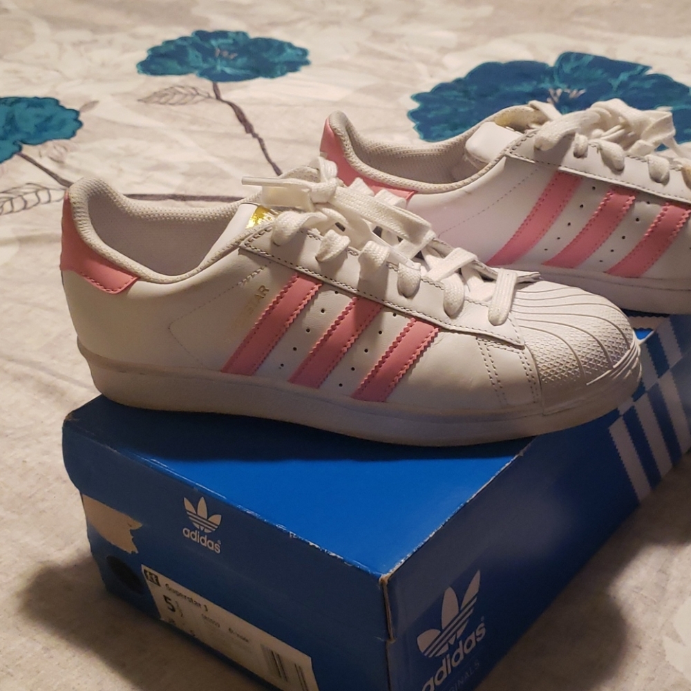 Adidas Shell Toe
